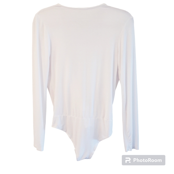 White Bodysuit V Neck Wasabi + Mint - Picture 6 of 10